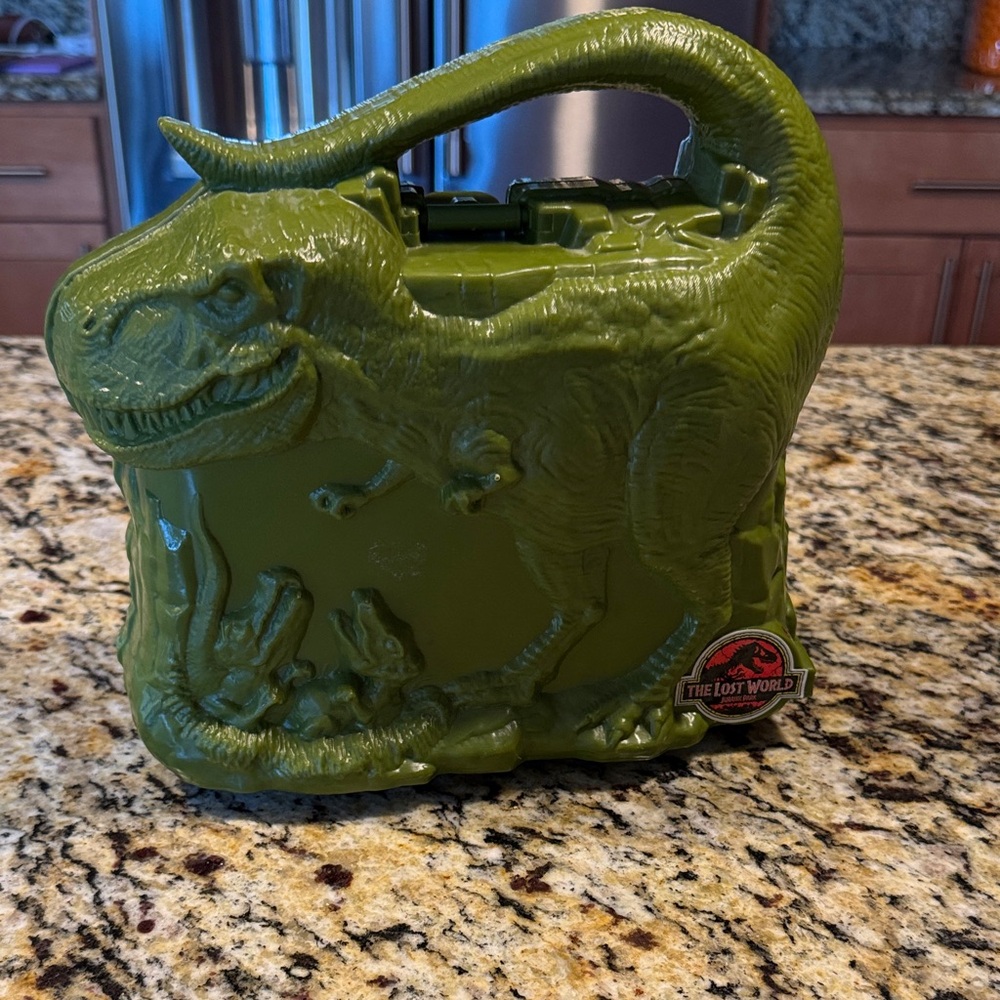 Vintage Jurassic Park Dinosaur Lunchbox